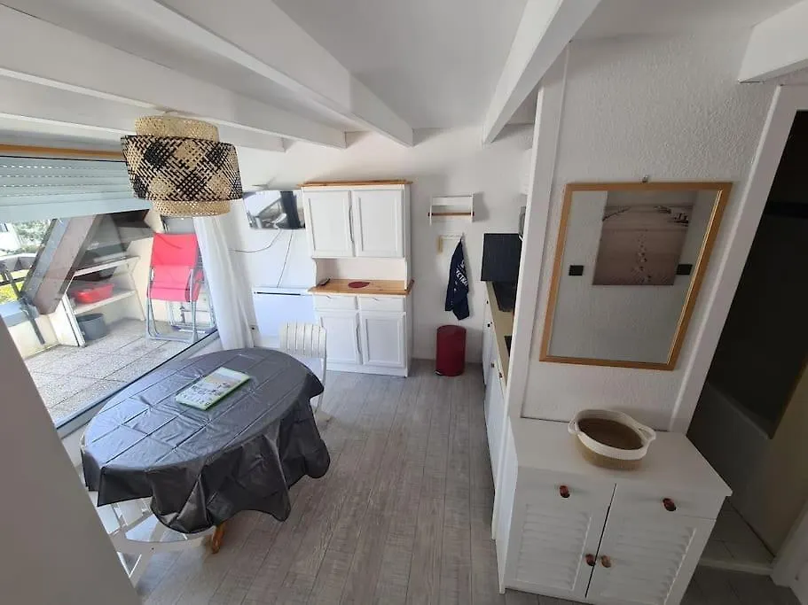 Apartment Appartement Au Bord De Mer Carnac